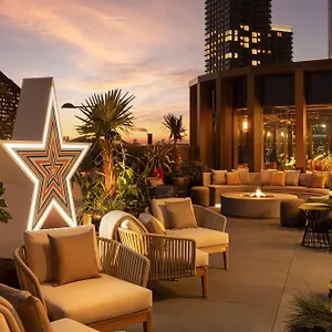 The Gantry London, Curio Collection By Hilton Hotel